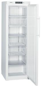 Professional upright freezers with static cooling