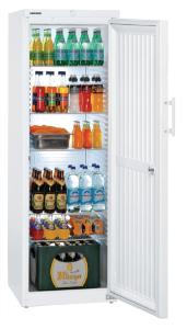 Commercial refrigerators with forced air cooling